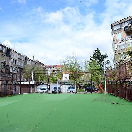 Apartment In The Center Of Yerevan Exterior photo
